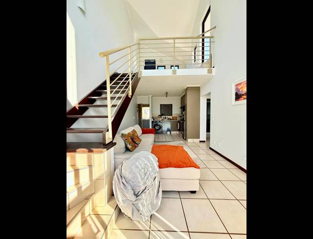 1 BEDROOM APARTMENT FOR SALE IN BRYANSTON